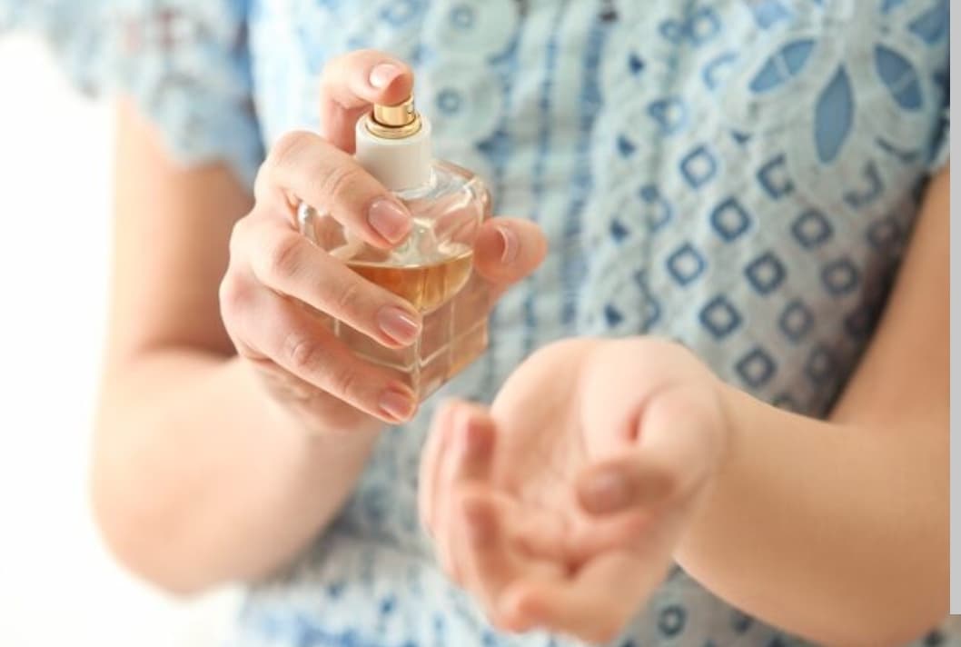 Wangi Sepanjang Hari Tanpa Semprot Berulang, Ini Rahasia Parfum Tahan Lama yang Jarang Diketahui!