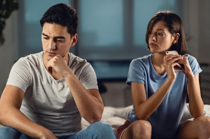 Empat Tanda Suami Berbohong yang Mungkin Sering Diabaikan Istri