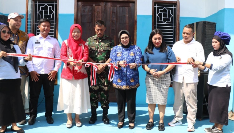 Wabup Tangerang Resmikan Dapur SPPG Rancabuaya, Berharap Dapat Tingkatkan Gizi Anak dan Perekonomian Warga Sekitar