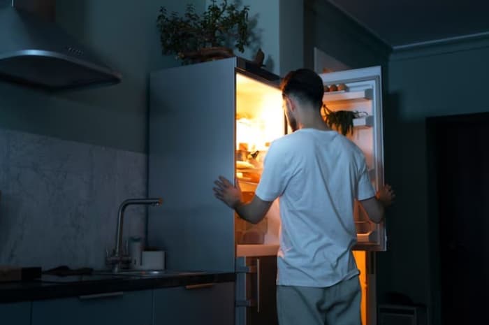 Delapan Bahan Dapur yang Diam-Diam Bikin Kulkas Bau