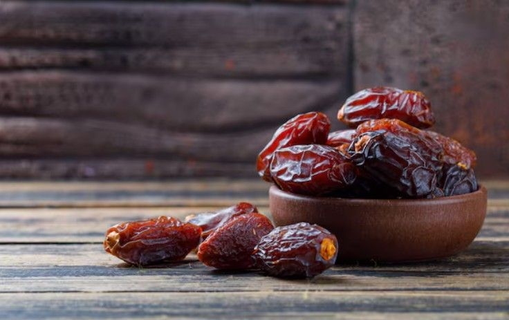 Tujuh Manfaat Kurma untuk Perempuan, Nomor Empat Bikin Kamu Makin Yakin Konsumsi Rutin!